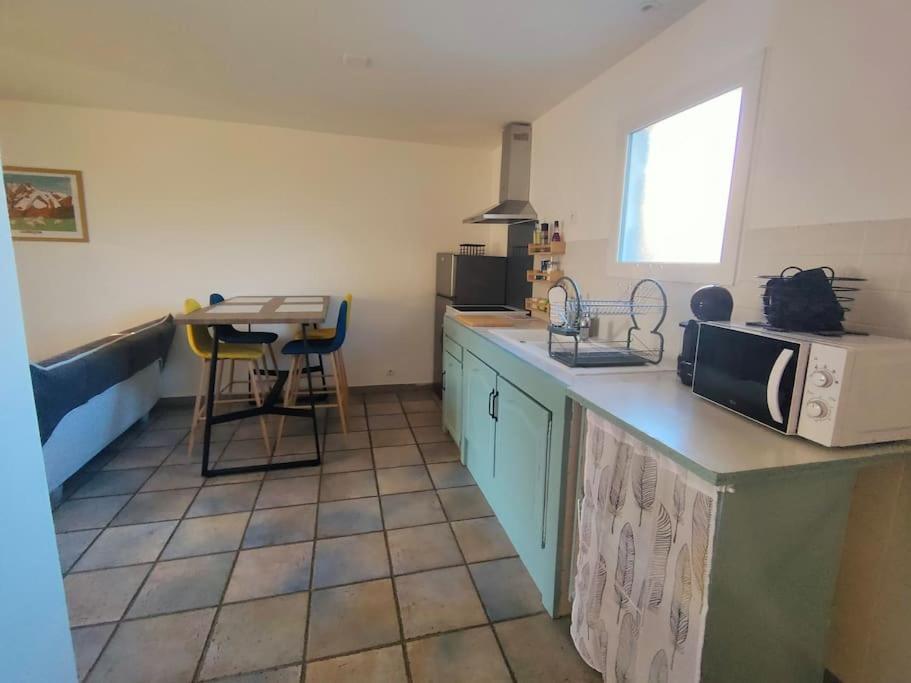 Appartement T3 Au Pied Des Pyrenees à Pointis-de-Riviere Extérieur photo